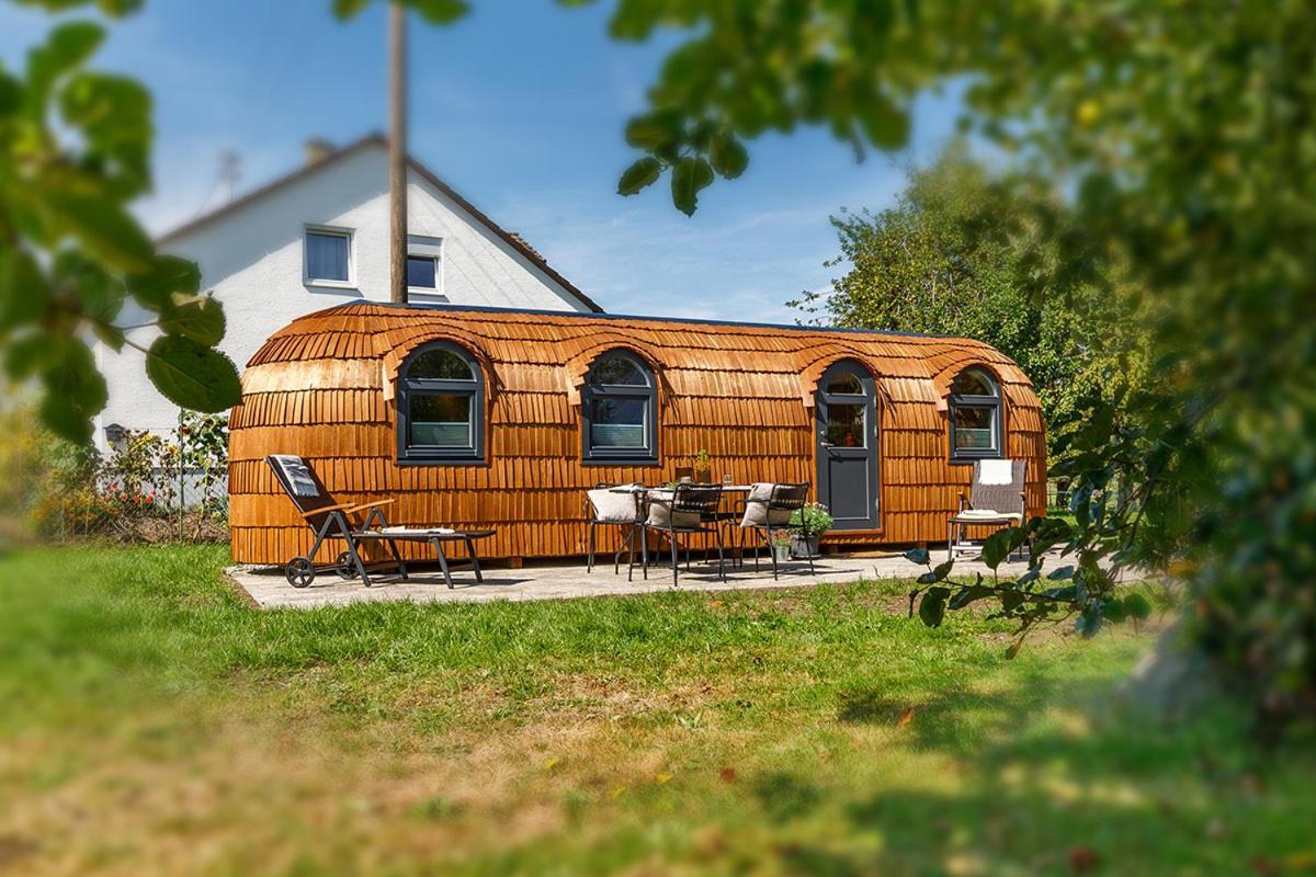 Auszeitgarten - Urlaub Im Tinyhaus Im Herzen Von Oberschwaben Aulendorf Extérieur photo